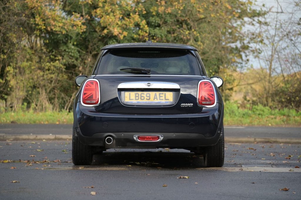 Used MINI Hatch 2019 for sale - 76632073: Photo 5