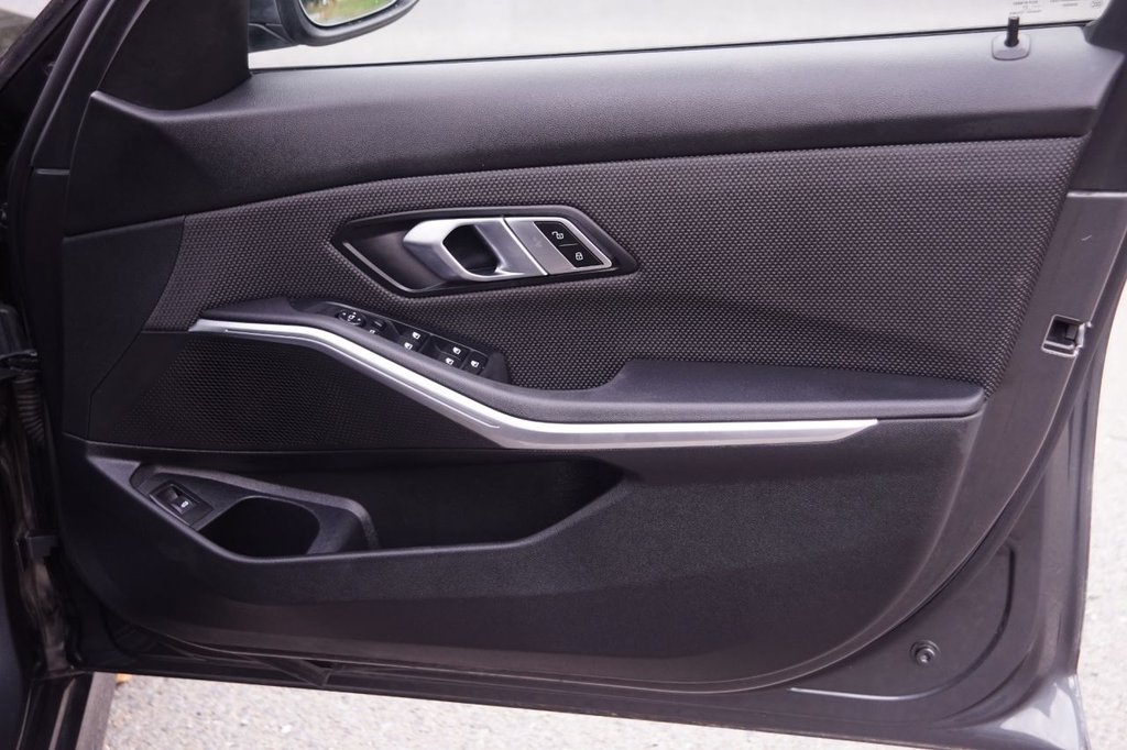 Used BMW 3 Series 2021 for sale - 75560073: Photo 27