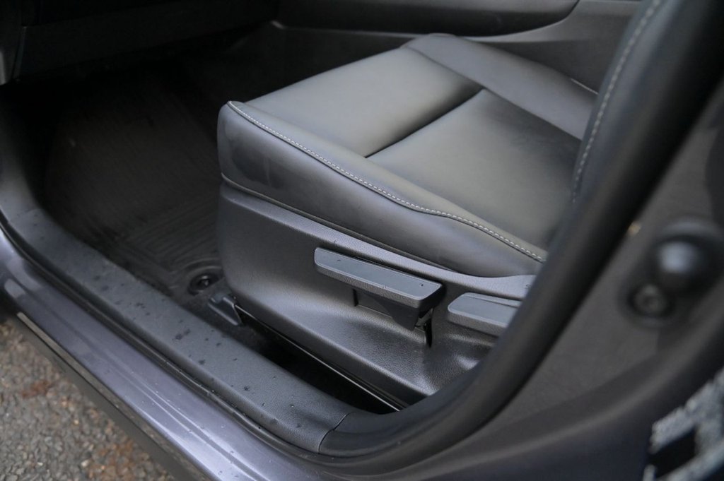 Used Lexus UX 2023 for sale - 76821130: Photo 32