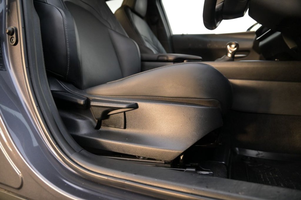 Used Lexus UX 2023 for sale - 76821130: Photo 33