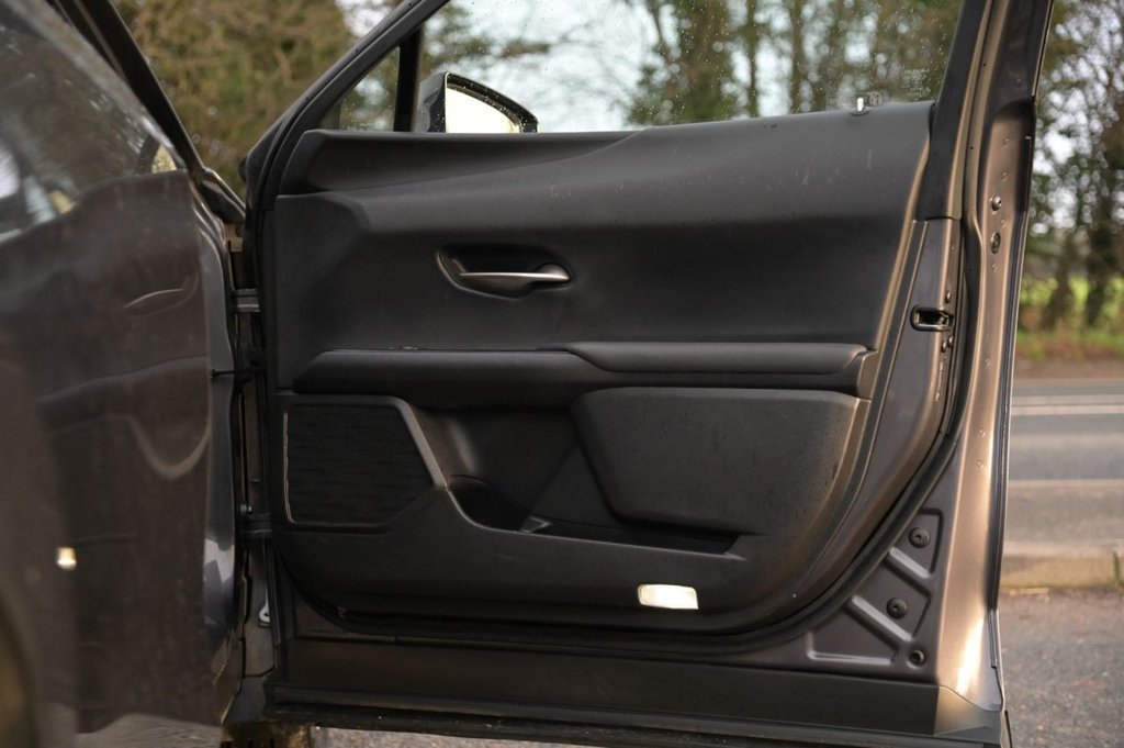 Used Lexus UX 2023 for sale - 76821130: Photo 35