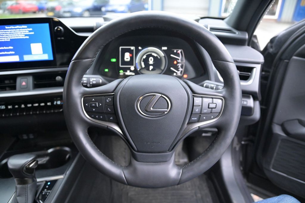 Used Lexus UX 2023 for sale - 76821130: Photo 4
