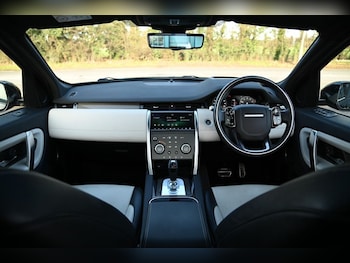 Used Land Rover Discovery Sport 2020 for sale - 77621204: Photo