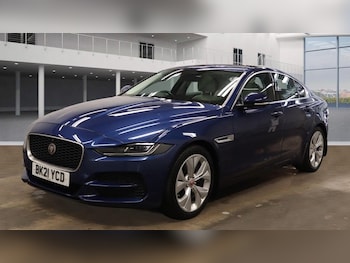 Used Jaguar XE 2021 for sale - 75998759: Photo