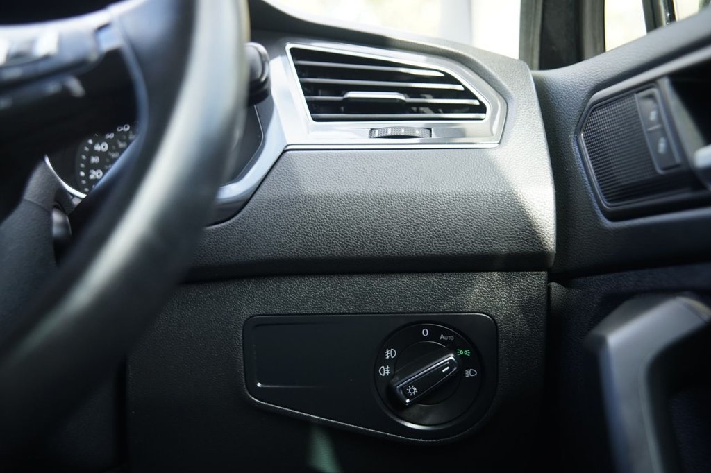 Used Volkswagen Tiguan 2019 for sale - 76048237: Photo 14