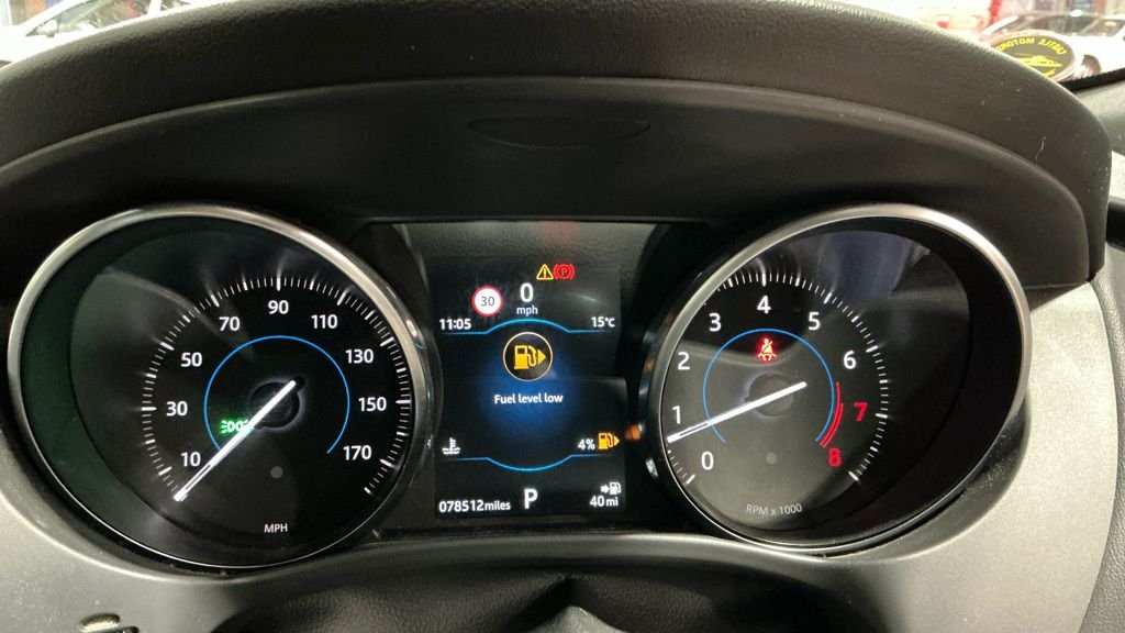 Used Jaguar F-Pace 2018 for sale - 76655245: Photo 10