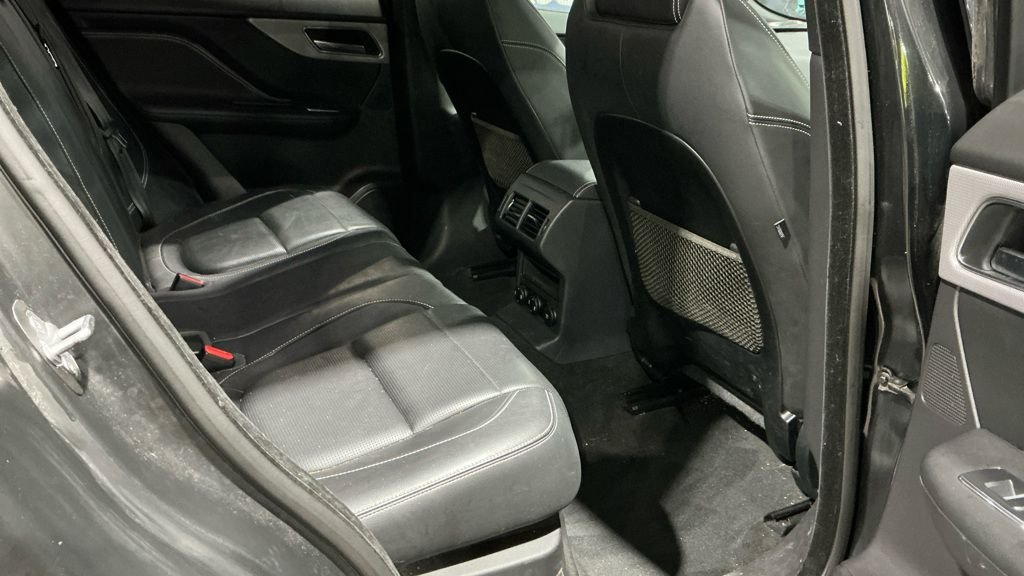 Used Jaguar F-Pace 2018 for sale - 76655245: Photo 8