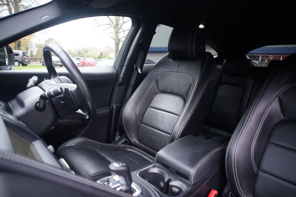 Used Jaguar E-Pace 2019 for sale - 76386323: Photo 24