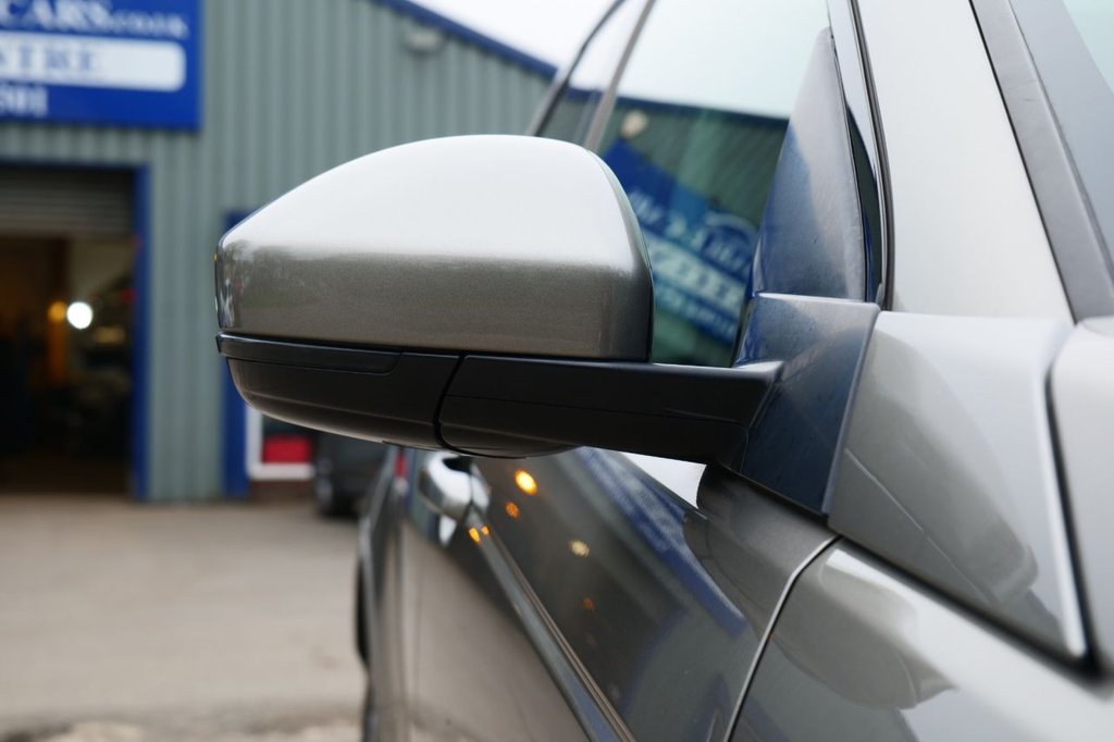 Used Land Rover Discovery Sport 2019 for sale - 77849653: Photo 46