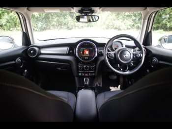 Used MINI Hatch 2019 for sale - 74867227: Photo