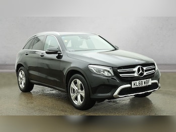Used Mercedes-Benz GLC 2019 for sale - 77276118: Photo