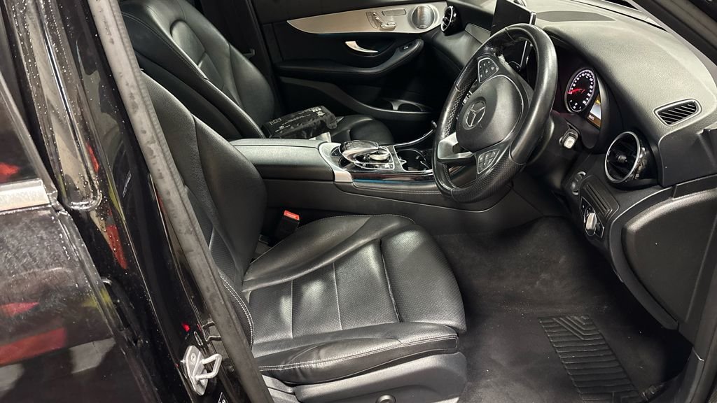 Used Mercedes-Benz GLC 2019 for sale - 77276118: Photo 7