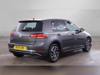 Used Volkswagen Golf 2019 for sale - 78886891: Photo