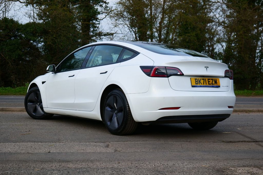 Used Tesla Model 3 2021 for sale - 78082470: Photo 2