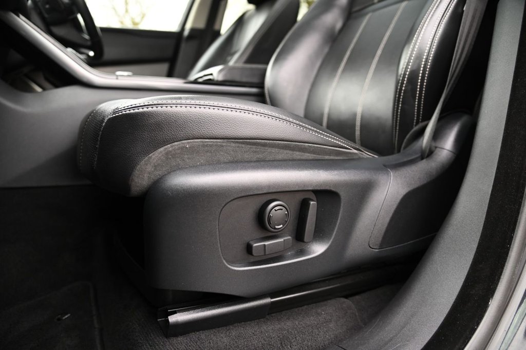 Used Land Rover Range Rover Velar 2020 for sale - 77153447: Photo 26