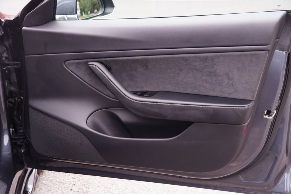 Used Tesla Model 3 2020 for sale - 76470027: Photo 24