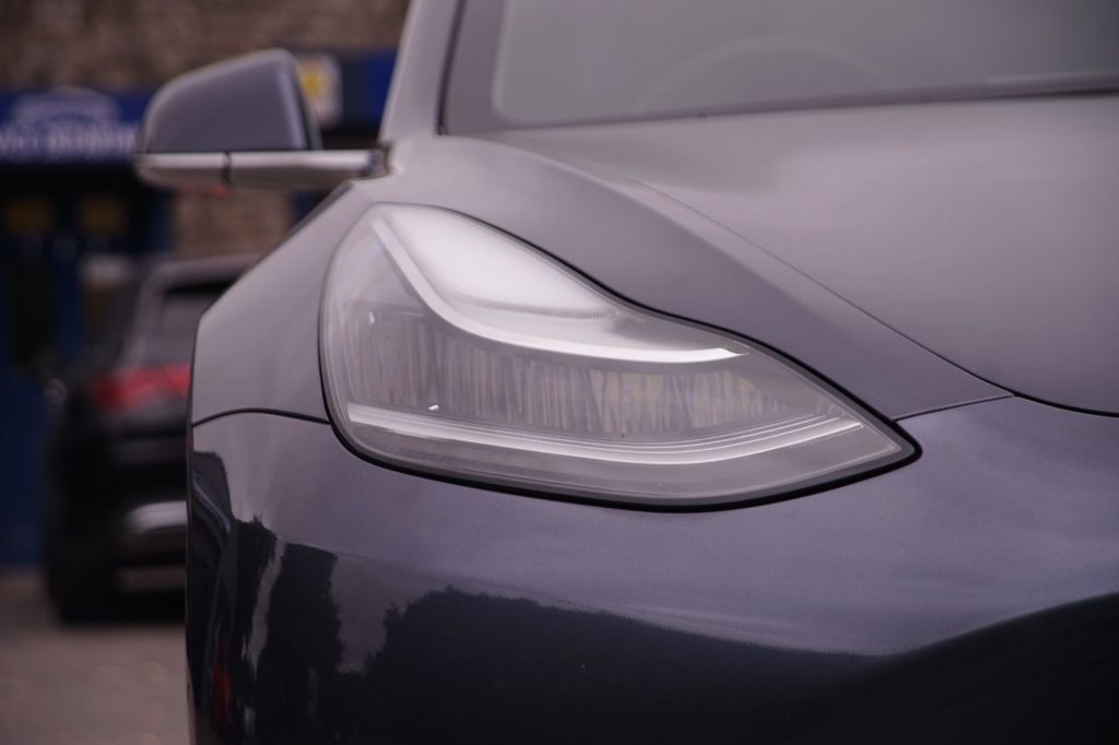Used Tesla Model 3 2020 for sale - 76470027: Photo 29