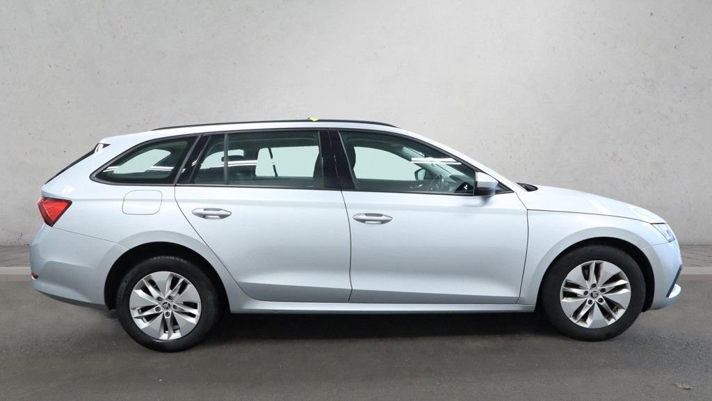 Used Skoda Octavia 2022 for sale - 77534742: Photo 5