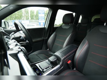Used Mercedes-Benz GLB 2023 for sale - 79245498: Photo