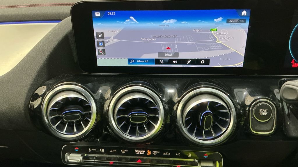 Used Mercedes-Benz EQA 2022 for sale - 76132960: Photo 8