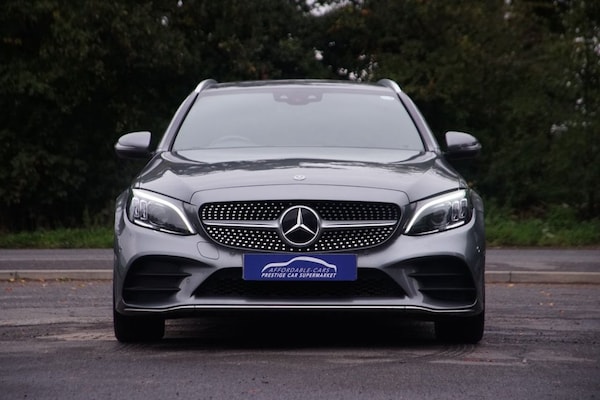 Used Mercedes-Benz C-Class 2019 for sale - 74947356: Photo 4