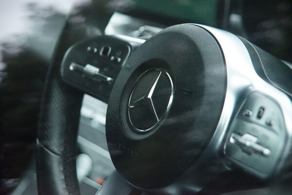 Used Mercedes-Benz C-Class 2019 for sale - 74947356: Photo 8