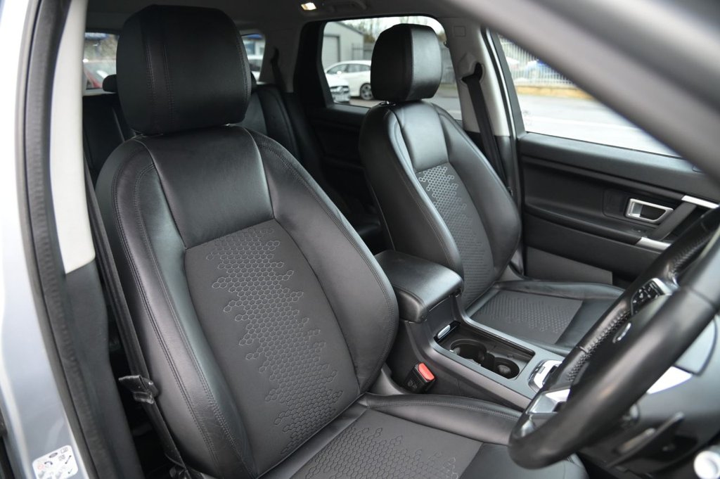 Used Land Rover Discovery Sport 2018 for sale - 76848401: Photo 31