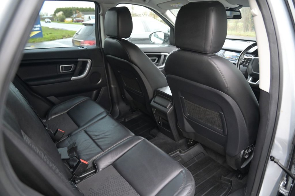 Used Land Rover Discovery Sport 2018 for sale - 76848401: Photo 34