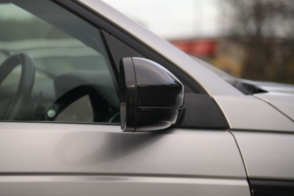 Used Land Rover Discovery Sport 2018 for sale - 76848401: Photo 44