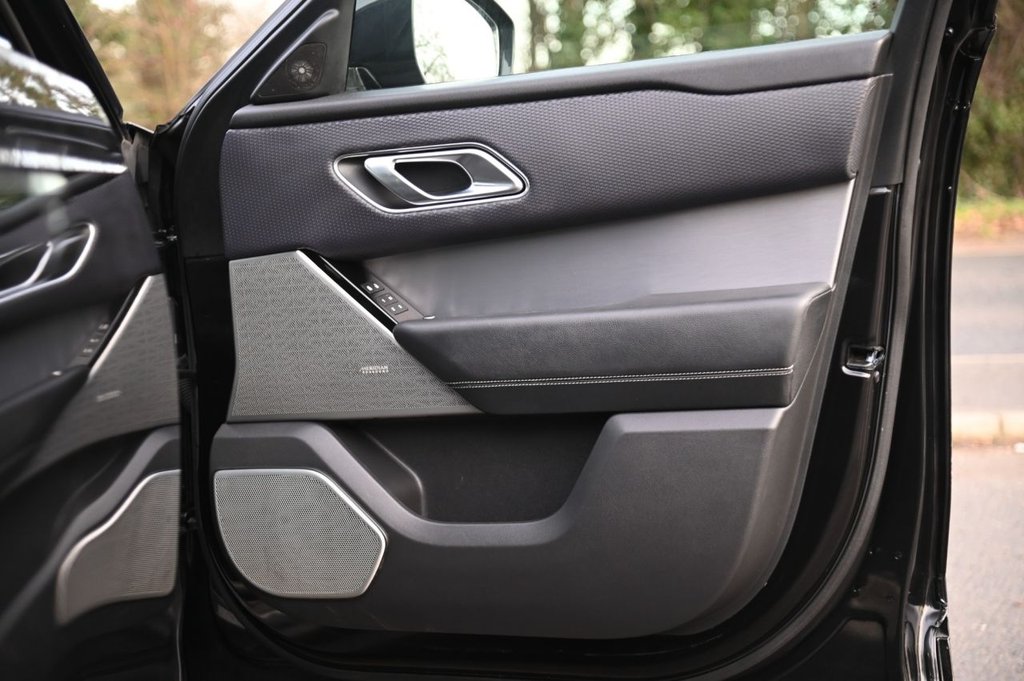 Used Land Rover Range Rover Velar 2021 for sale - 76923875: Photo 30