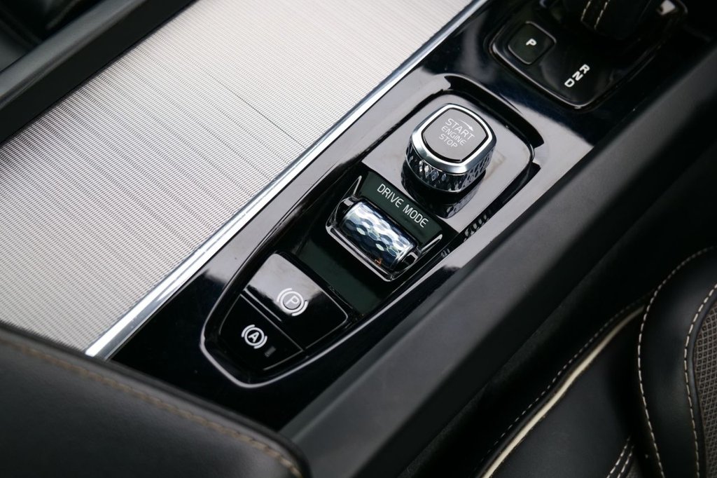 Used Volvo XC60 2020 for sale - 77820590: Photo 23