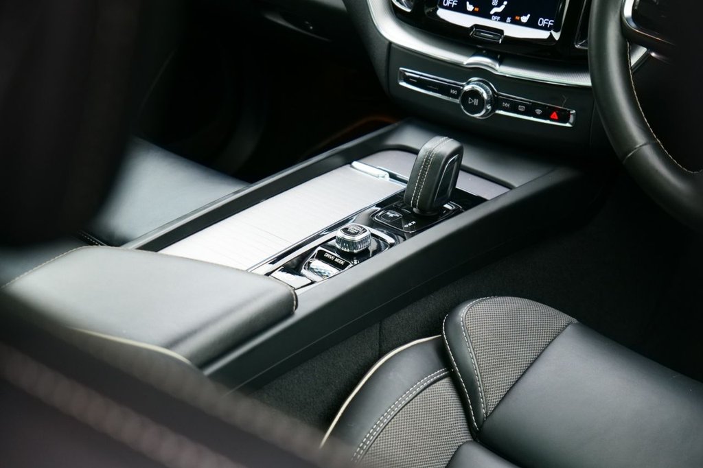 Used Volvo XC60 2020 for sale - 77820590: Photo 24