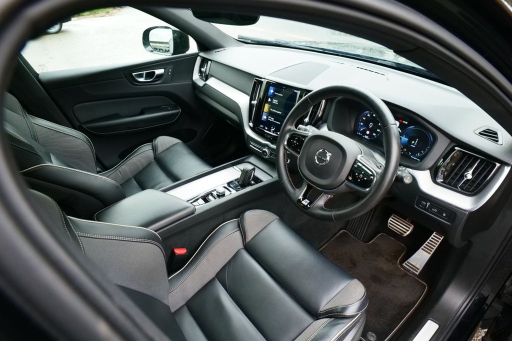 Used Volvo XC60 2020 for sale - 77820590: Photo 32