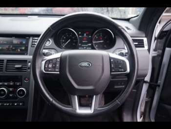 Used Land Rover Discovery Sport 2019 for sale - 74954123: Photo