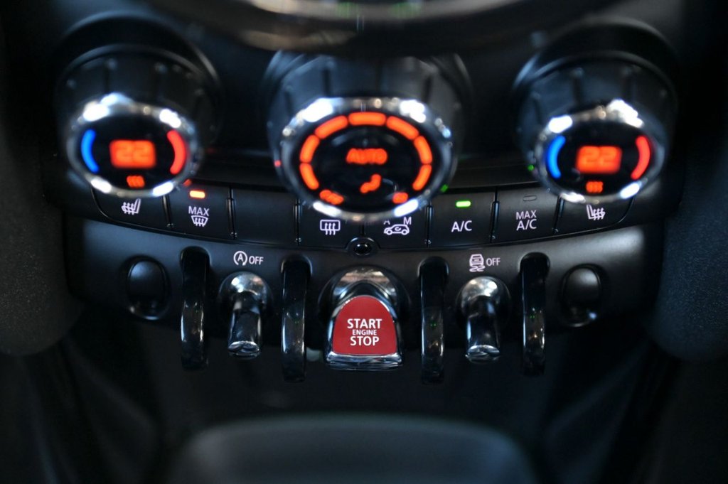 Used MINI Hatch 2016 for sale - 76632526: Photo 20