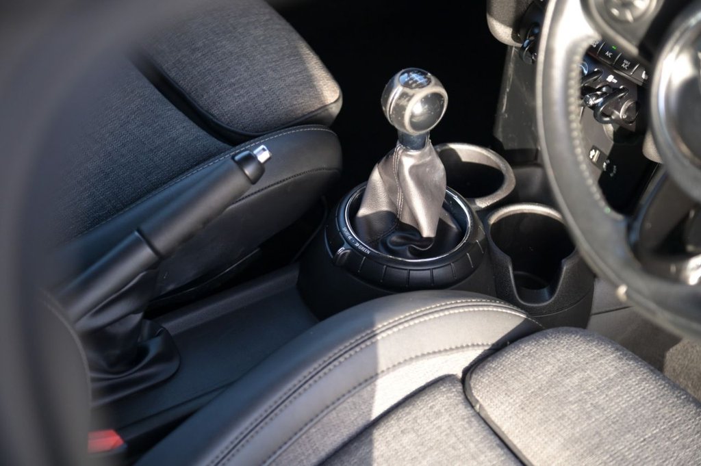 Used MINI Hatch 2016 for sale - 76632526: Photo 23