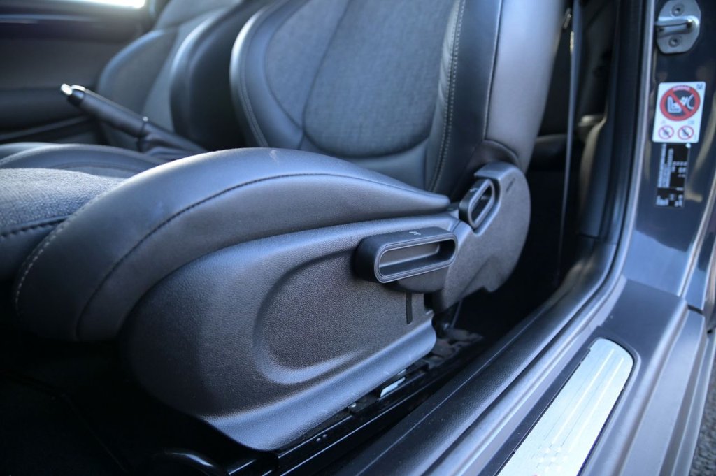 Used MINI Hatch 2016 for sale - 76632526: Photo 25