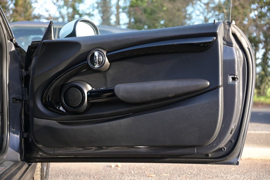 Used MINI Hatch 2016 for sale - 76632526: Photo 28