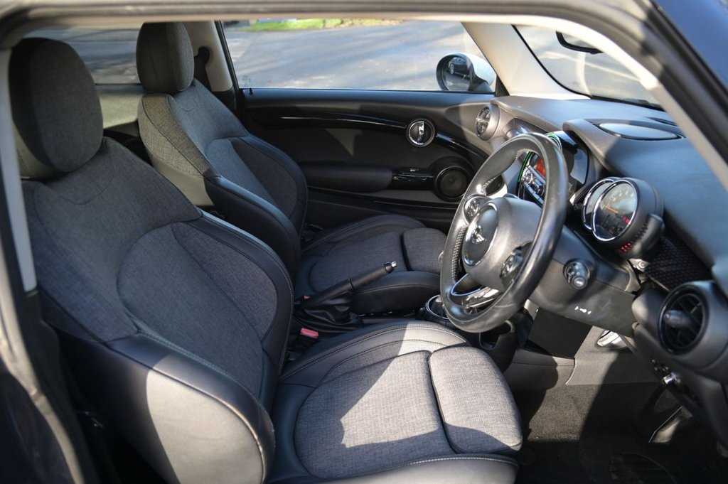 Used MINI Hatch 2016 for sale - 76632526: Photo 31