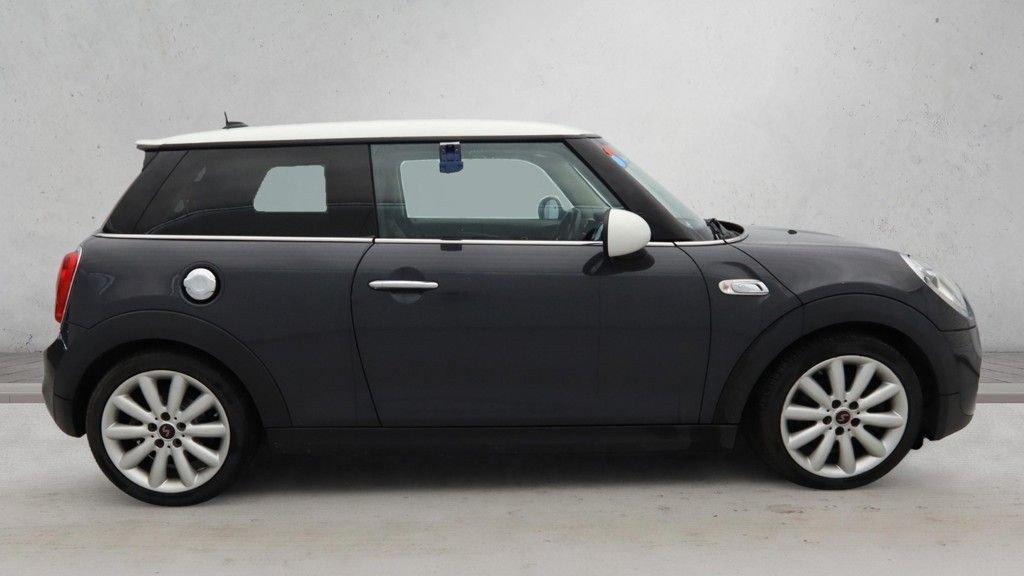 Used MINI Hatch 2016 for sale - 76632526: Photo 5