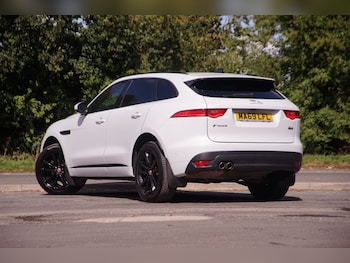Used Jaguar F-Pace 2020 for sale - 75573344: Photo
