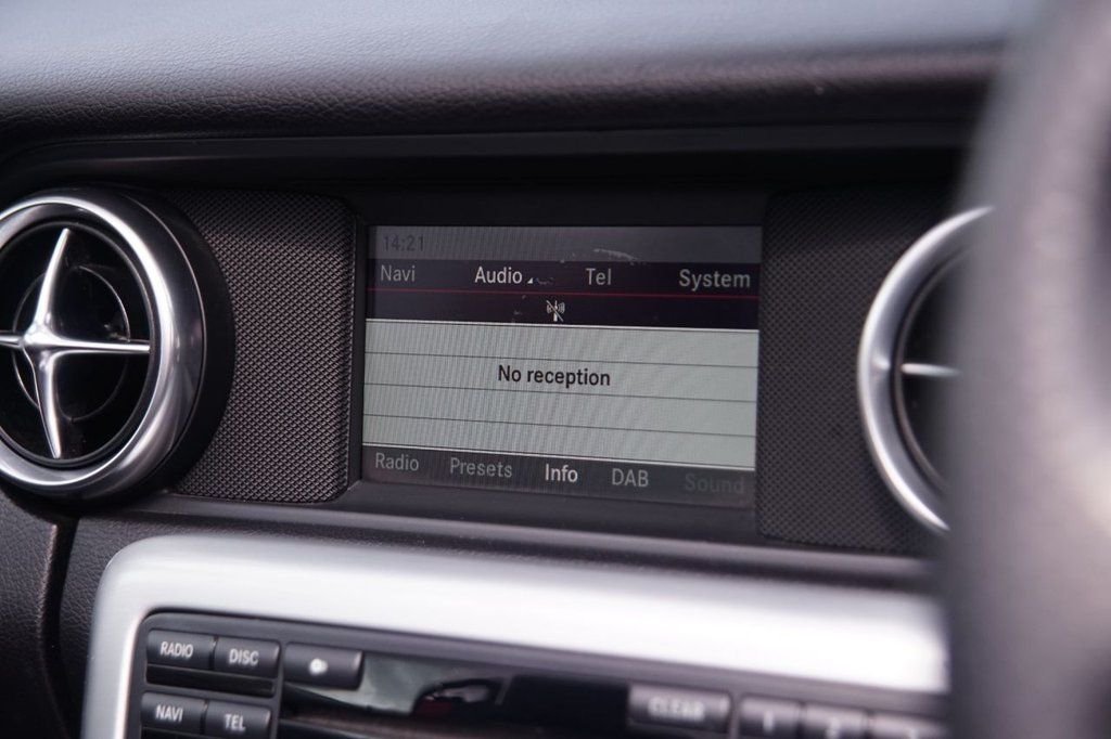 Used Mercedes-Benz SLK 2013 for sale - 77451560: Photo 17