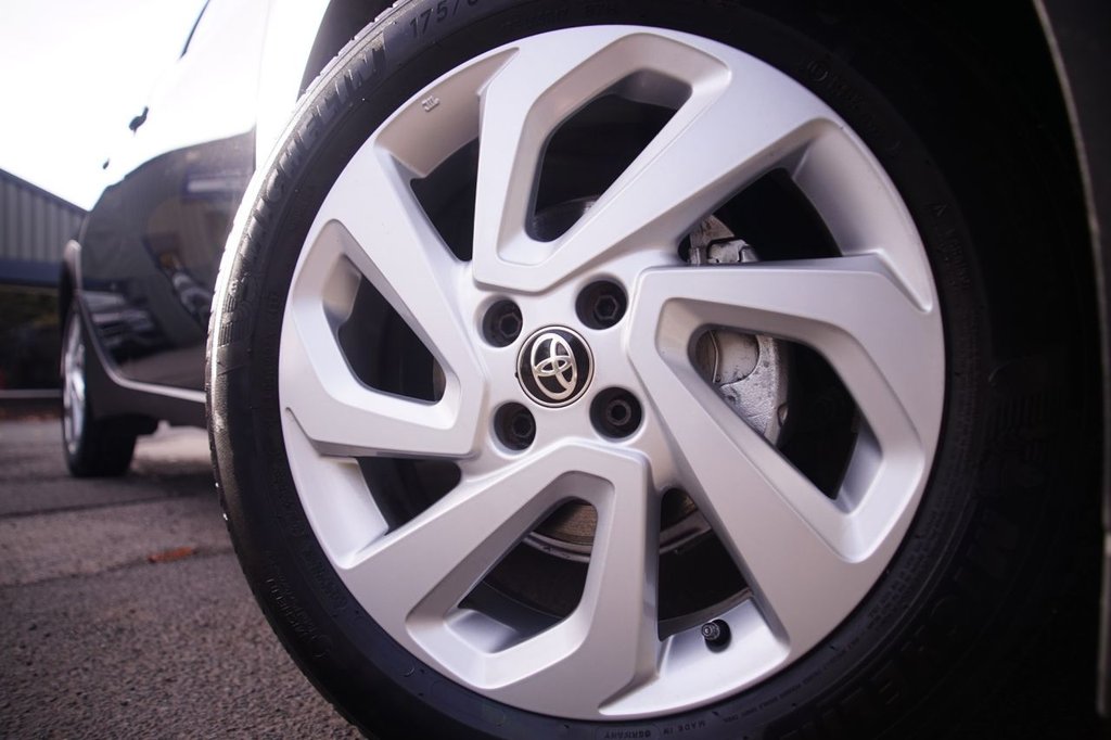 Used Toyota Aygo X 2023 for sale - 76163379: Photo 32