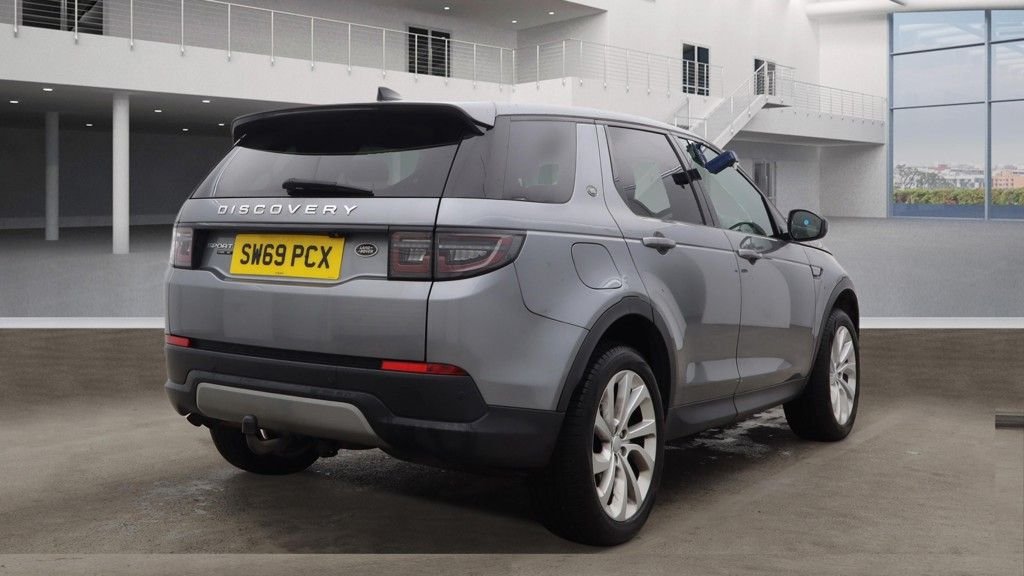 Used Land Rover Discovery Sport 2019 for sale - 77122158: Photo 2