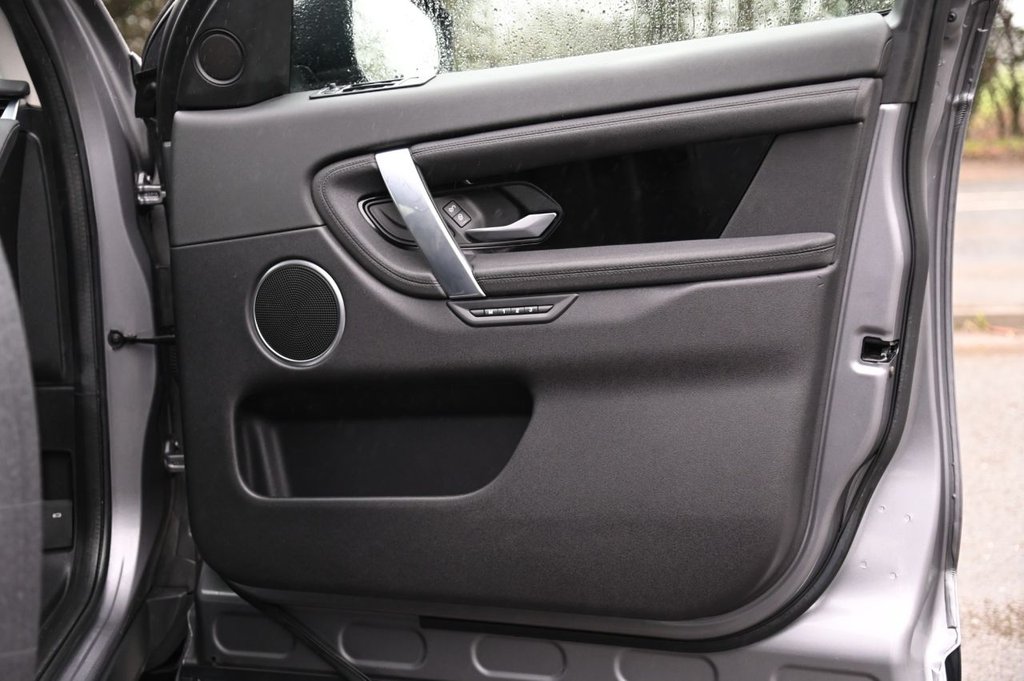 Used Land Rover Discovery Sport 2019 for sale - 77122158: Photo 27