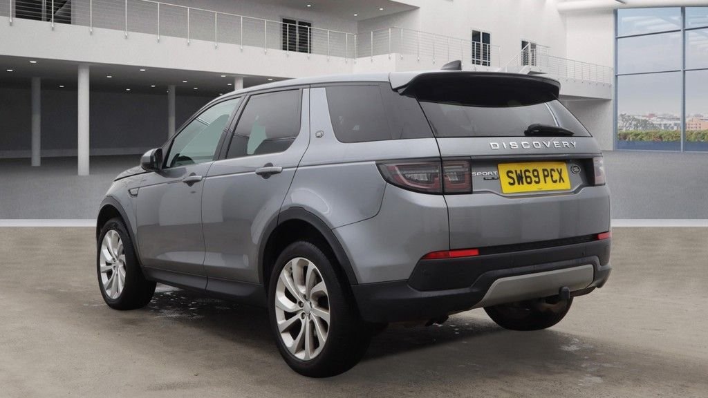 Used Land Rover Discovery Sport 2019 for sale - 77122158: Photo 3