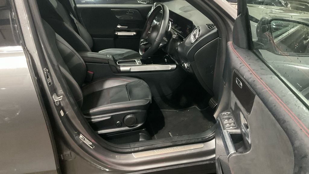 Used Mercedes-Benz GLB 2024 for sale - 76617649: Photo 7