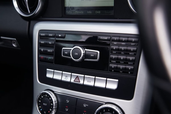 Used Mercedes-Benz SLK 2014 for sale - 75619240: Photo 18