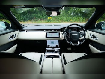Used Land Rover Range Rover Velar 2018 for sale - 79141971: Photo