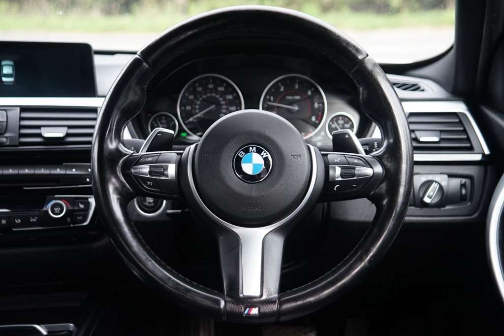 Used BMW 3 Series 2017 for sale - 76323108: Photo 10